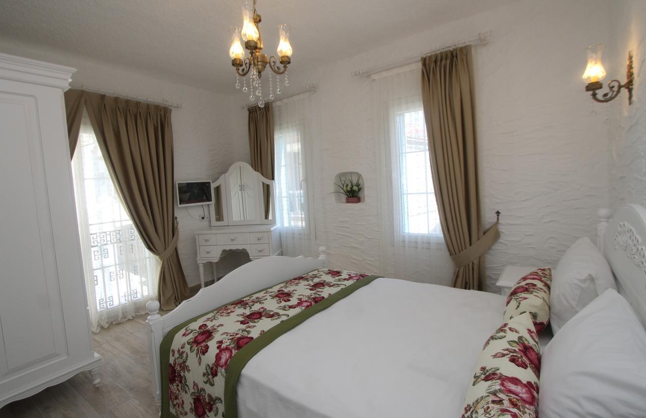 Alya Mou Butik Hotel Cesme Ngoại thất bức ảnh